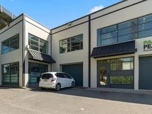 Industrial for lease in Vancouver, Vancouver West, 9030 Oak St.