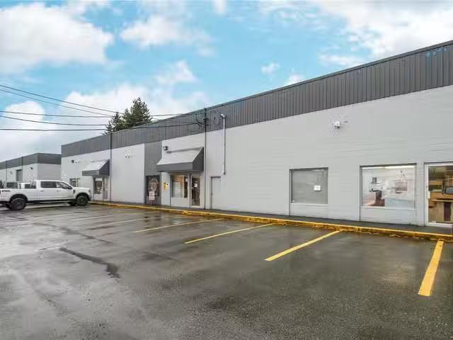 Industrial for lease in Campbell River, L 1580 Willow St, 1027.