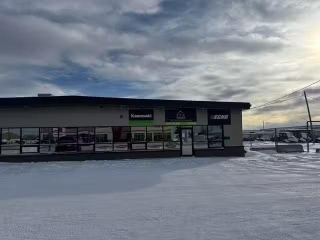 Industrial for lease in Fort St. John, Fort St. John, Avenue.