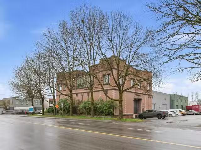 Industrial for lease in North Vancouver, North Vancouver, 1496.