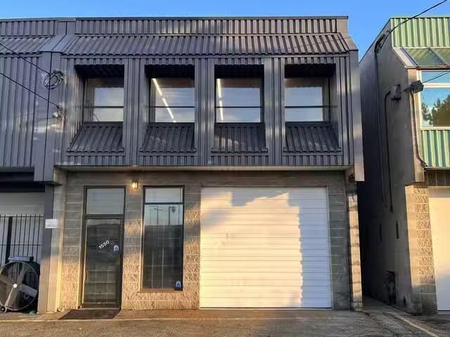 Industrial for lease in North Vancouver, North Vancouver, 1550.