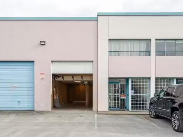 Industrial for lease in Port Coquitlam, Port Coquitlam, 409 19.