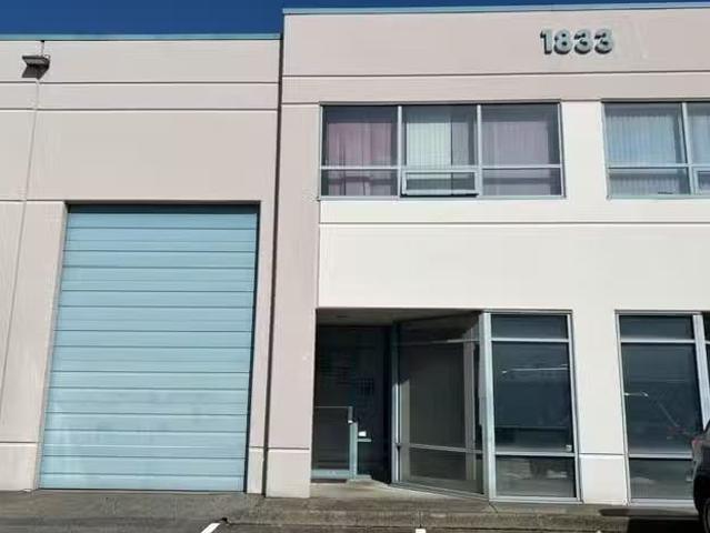 Industrial for lease in Port Coquitlam, Port Coquitlam, 55 183.