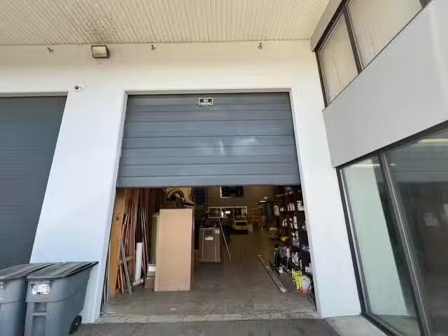 Industrial for lease in Port Coquitlam, Port Coquitlam, 12 174.