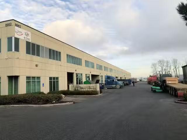 Industrial for lease in Surrey, Surrey, Holt Road, 224980994