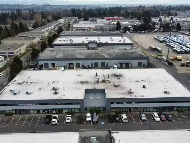 Industrial for lease in Surrey, Surrey, Street, 224982290