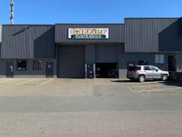 Industrial for sale in Abbotsford, Abbotsford, 9B & 10B 33733.