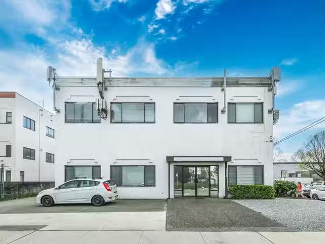 Industrial for sale in Burnaby, Burnaby South, 5508 Dorset Str.