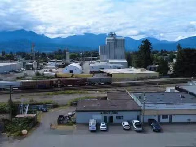 Industrial for sale in Chilliwack, Chilliwack, 46202 Fifth Ave.