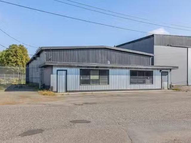 Industrial for sale in Chilliwack, Chilliwack, 46213 Fourth Av.