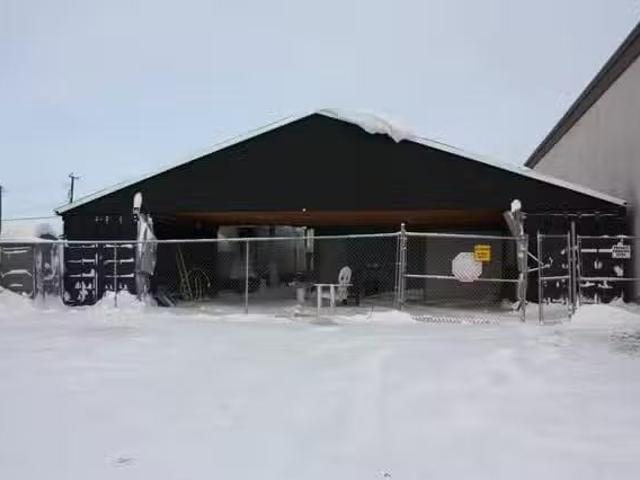 Industrial for sale in Fort St. John, Fort St. John, 9708 Sika.
