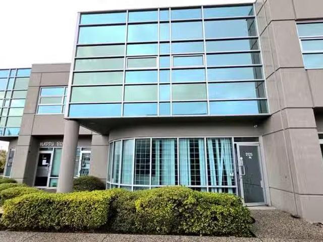 Industrial for sale in Richmond, Richmond, 2125 21331 Gordon W.