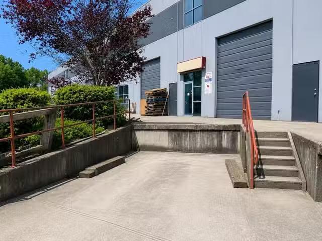 Industrial for sale in Surrey, Surrey, Avenue, 224983795