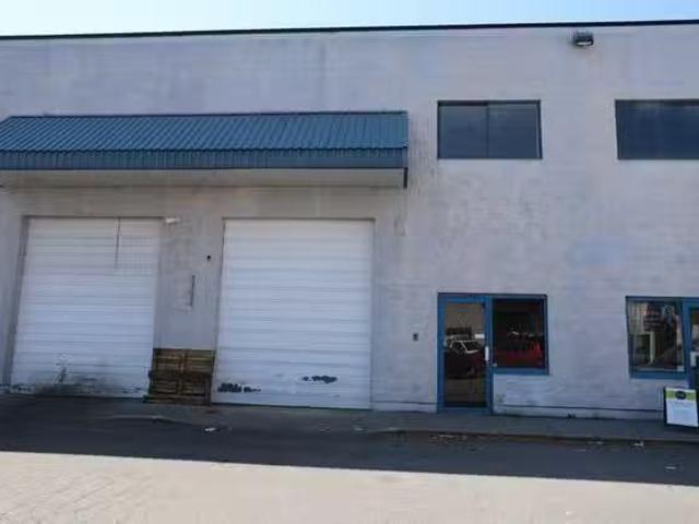 Industrial for sale in Squamish, Squamish, 12 38927 Queens Way.