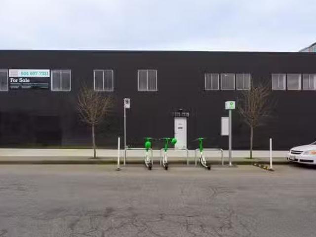 Industrial for sale in Vancouver, Vancouver East, 1696 Frankli.