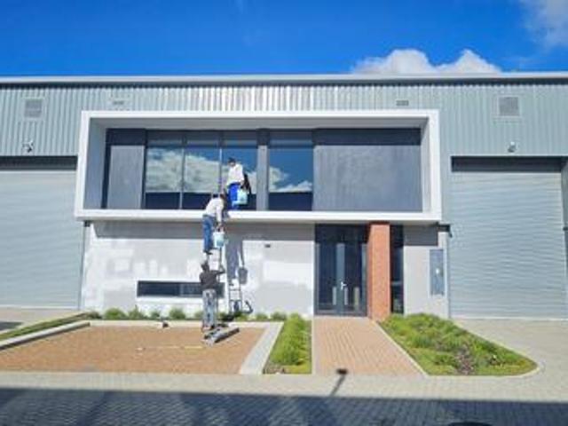 industrial property to let in stonew.