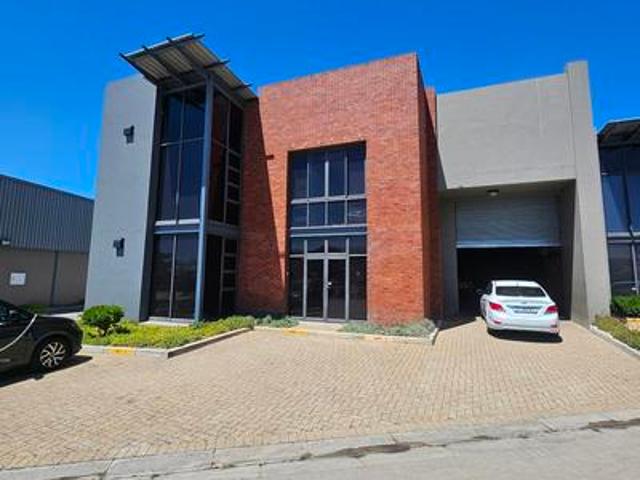 industrial property to let in stikla.