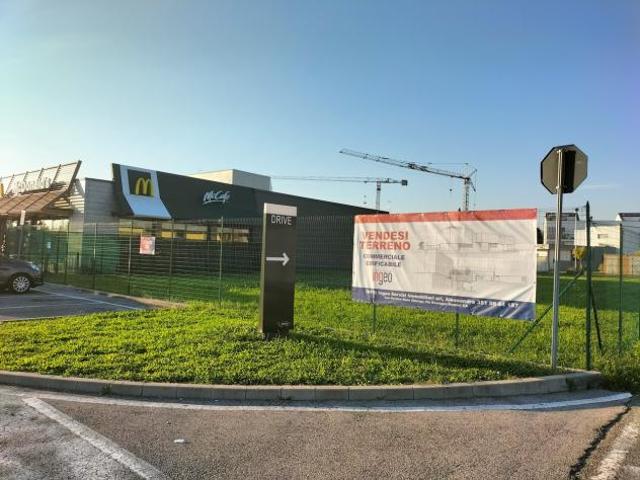 Industriale in vendita a San Martino Buon Albergo