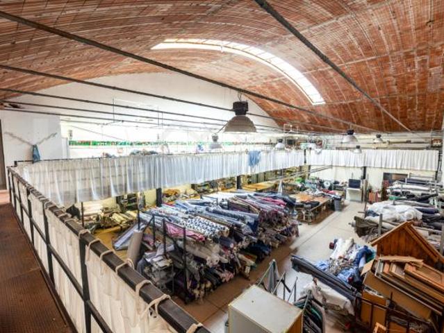 Industriale/Artigianale in vendita a Livorno