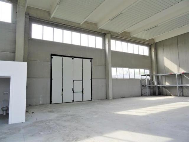 Industriale/Artigianale in vendita a Senigallia