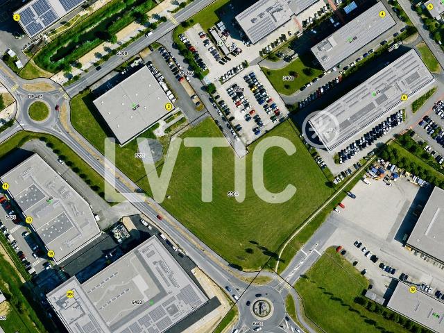 Industriegebäude auf einem Grundstück von 17 000 m2 zu verkaufen in Yverdon