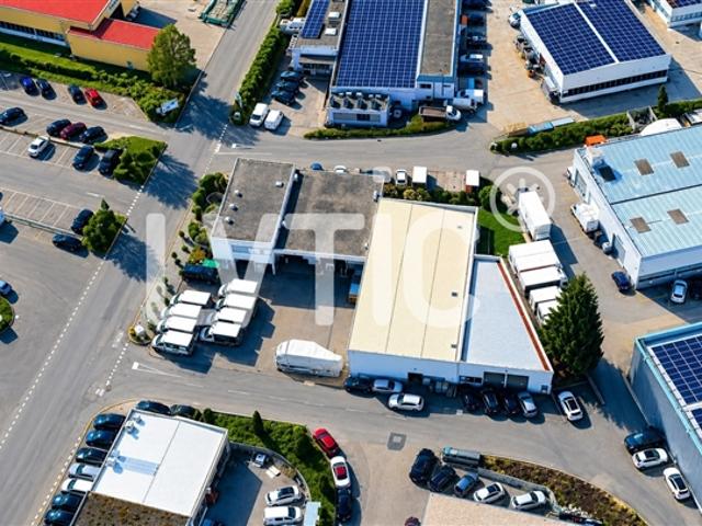 Industriegebäude von 1100 m2 zum Verkauf in Villars Sainte Croix