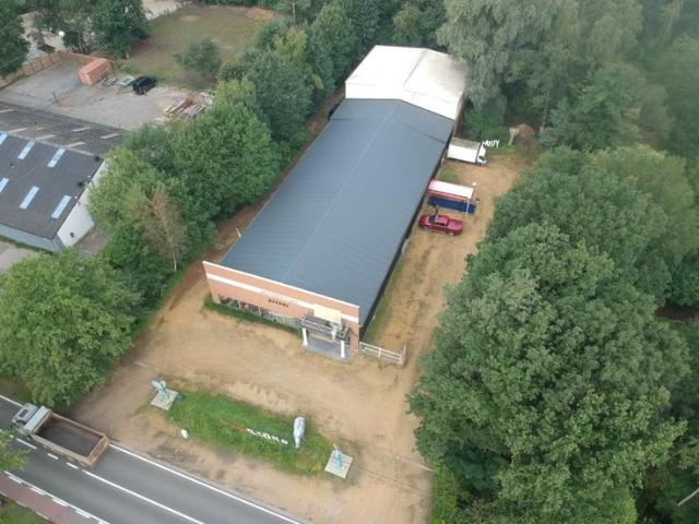 INDUSTRY 1443 m² à vendre à Malle