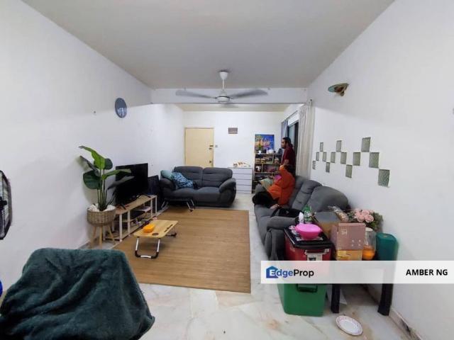 Indah Apartment