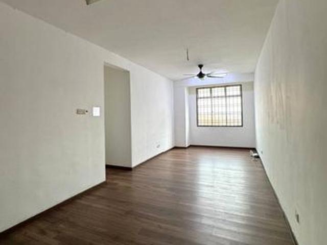 Indah Court Apartment Taman Bukit Indah Full Loan unit renovated