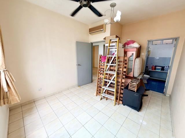 Indah Court Apartment Taman Bukit Indah Nusa Idaman Iskandar Puteri