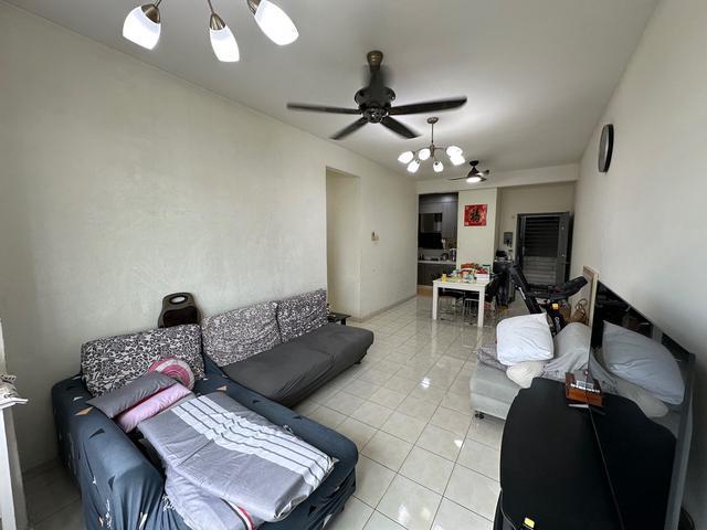 Indah Court Bukit Indah Low Medium Cost Apartment near Tuas Bus Stop