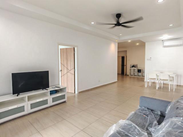 Indah Samudra Condominium Fully Furnished High Floor Facing Singapore