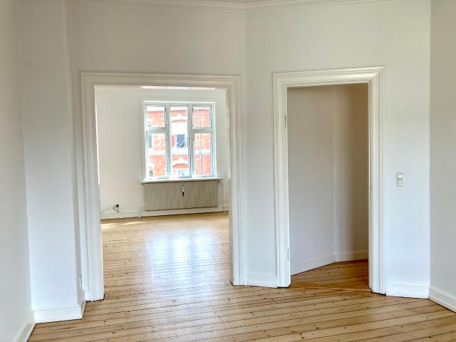 Indbydende lejlighed med charmerende atmosfære i Aalborg midtby