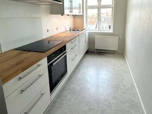 Indbydende 3 værelses i hjertet af Aalborg