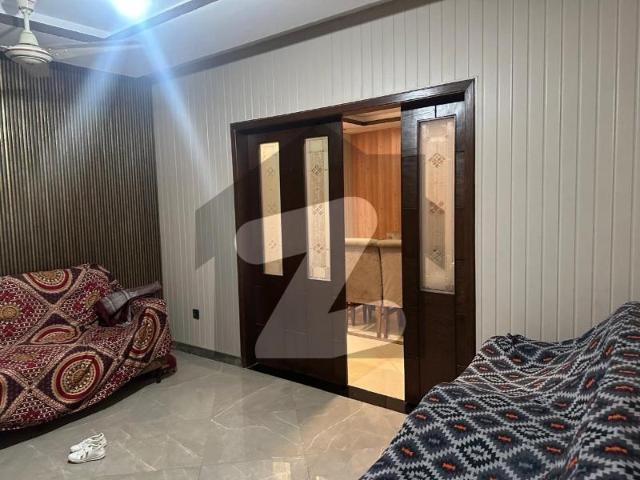 Independent 400 Square Yards Bungalow On 60 Feet Road West Open 10 Rooms 6 Bathrooms Kitchen For Commercial Propose Gulshan e Iqbal Block 10