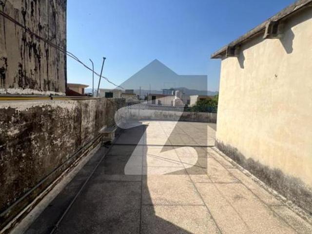 Independent Upper Portion AVAILABLE for Rent G 11