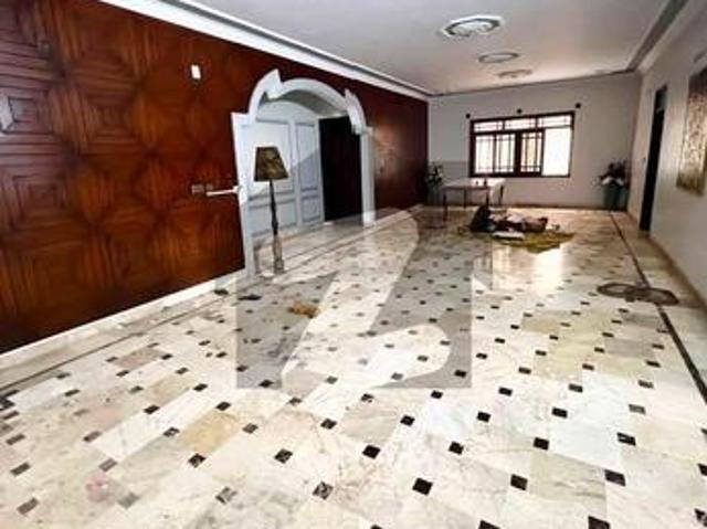Independent House 475 Square Yard Side Near Patel Hospital Gulshan e Iqbal