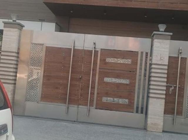 Independent House 3 Bedroom 250 Sq. Yd. Independent House in Sector 7 Faridabad Listing ID: #10026