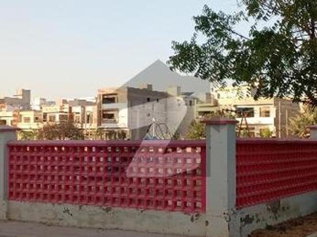 Independent house for rent every portion for rental 3 bedroom with attached bath and drawing dinning state bank of pakistan housing society