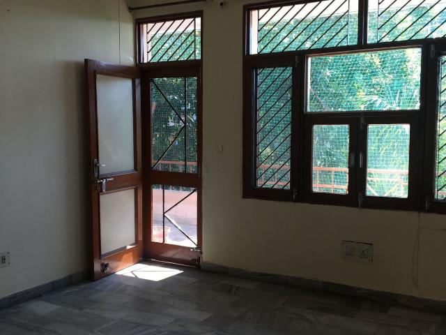 Independent House For Sale 4 Bedroom 242 Sq. Ft. Independent House in Sector 26 Panchkula Listing ID: #10389