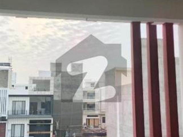 Independent House Sector 50A Main Super Highway Opp Maymar Morr Punjabi Phase 2 3 Floor 3 Kitchen 6 Bedroom With Attached Bathroom Electricity Water 24/7 For Rent Scheme 33