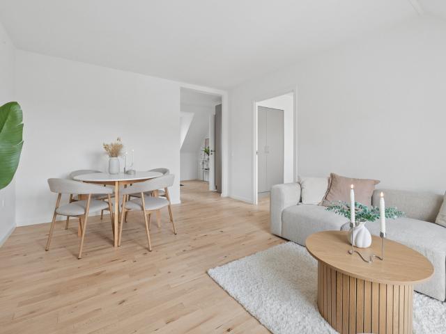 Indflytningsklar 2 værelses bolig med egen terrasse