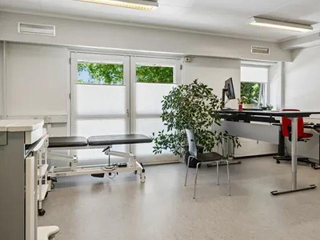 Indflytningsklart klinik eller kontorlejemål med fleksibel indretning og gode personalefaciliteter