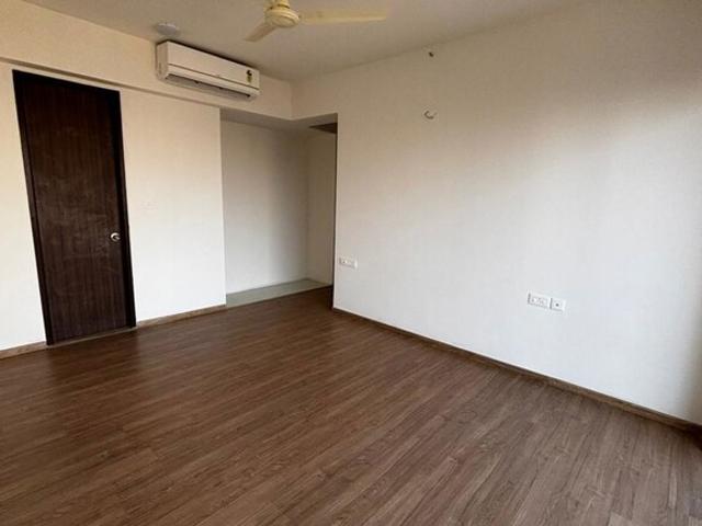 Indiabulls One Indiabulls 2 Bedroom 800 Sq. Ft. Apartment in Pokhran Road No Two Thane Listing ID: #10042