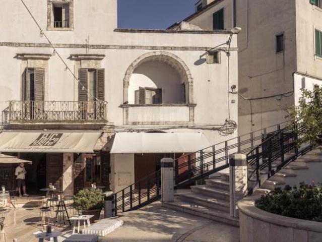 Palazzo / Edificio in vendita a Ostuni