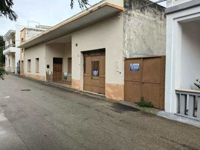 Bifamiliare in vendita a Sannicola