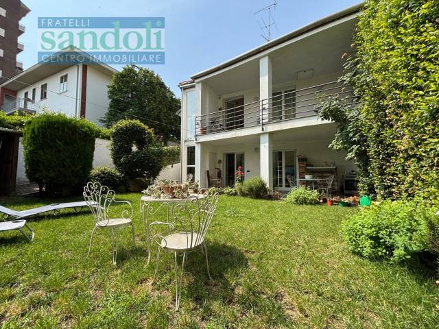 Indipendente in vendita a Vercelli, Corso Italia