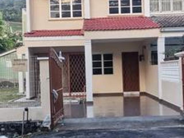 Individual title corner lot renovated at Taman Bukit Indah Ampang