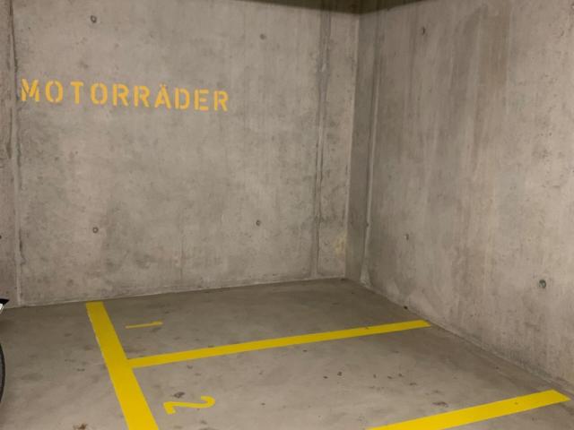 Indoor motorcycle parking space for rent in Wädenswil Ref 1960.15.3001 | dreamo. Ch