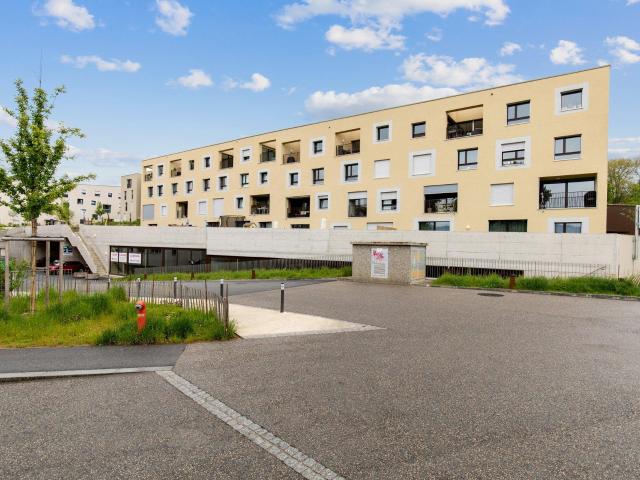 Indoor Motorradstellplatz zu vermieten